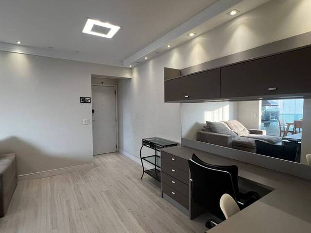 #10 - Apartamento para Venda em Santos - SP