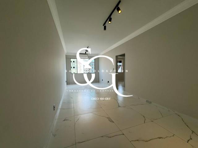 Apartamento para Venda em Santos - 4