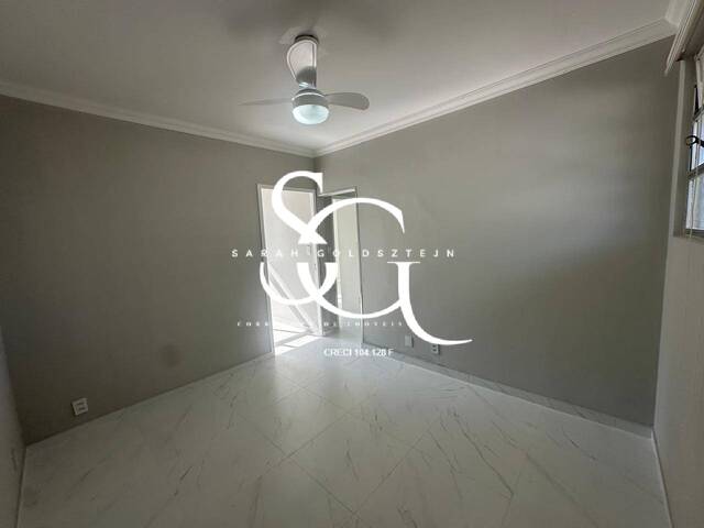 Apartamento para Locação em Santos - 2