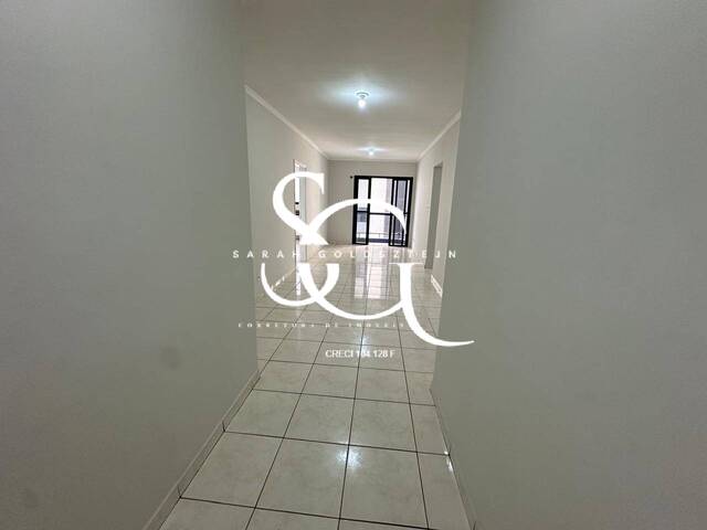 #118 - Apartamento para Venda em Santos - SP